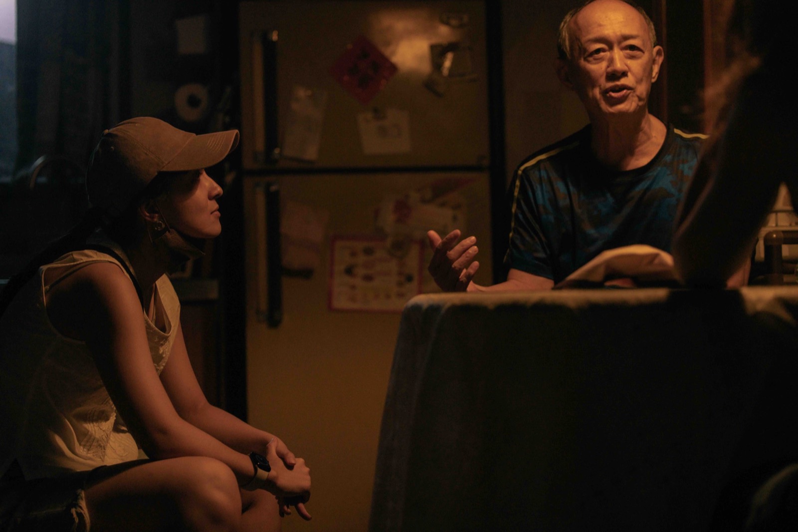 Jae Yang directing a scene with actor Chin Shih-chieh